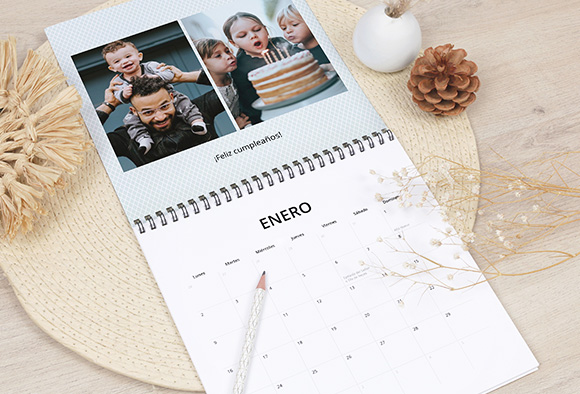 calendar-wall-double-21x21-ES-05