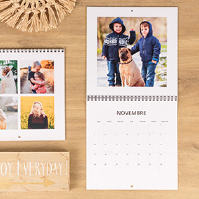 Calendario mural cuadrado